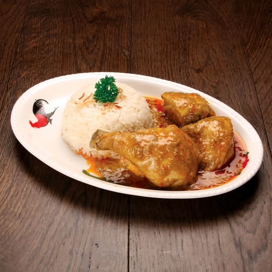 R6b Curry Chicken w Rice 咖哩飯  雞